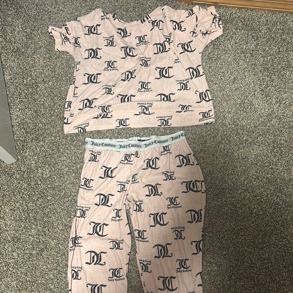 Juicy Couture Pink Pajama Set Cozy Intimates Sleepwear